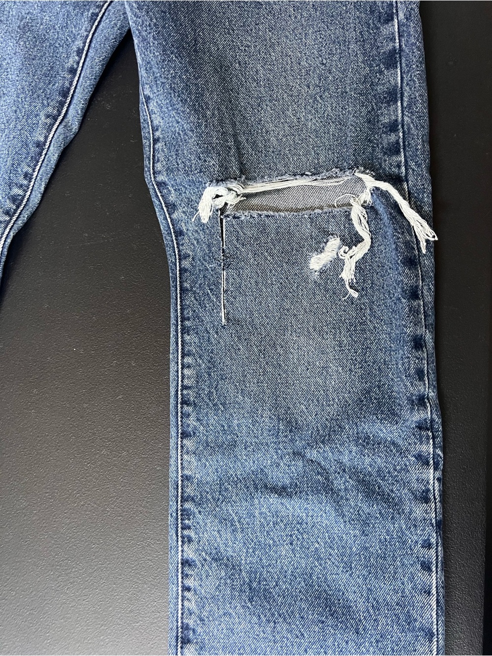 Levi's women’s 501 Straight Blue Distressed Jeans - Picture 3 of 7